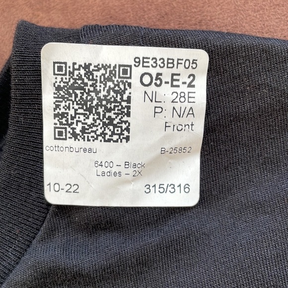 Scrubs Cotton Bureau Squad T-shirt - Picture 4 of 4